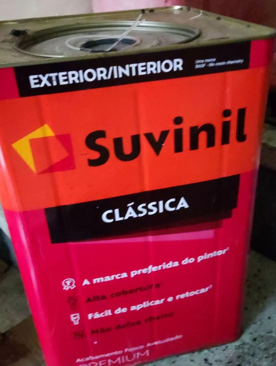 Black Friday - Tinta Suvinil Clássica - Exterior/Interior Cor: Onix Profundo