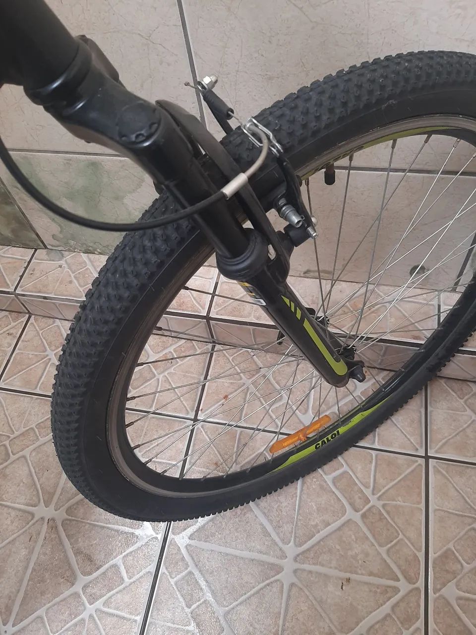 Bicicleta Caloi Velox semi-nova - Foto 2
