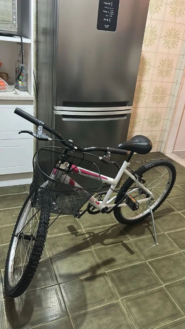 Bicicleta Aro 24 seminova - Foto 2