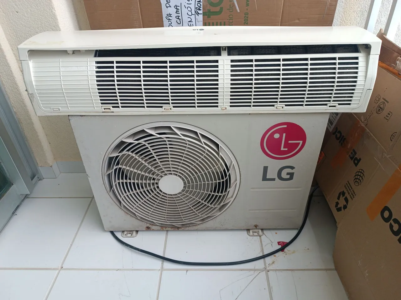 Ar Condicionado LG Split 9.000 BTUs_Funcionando perfeitamente! 