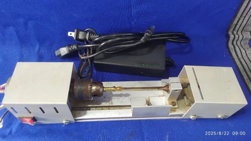 MINI TORNO PARA SERVIÇOS DE MADEIRA ARTEZANAL 127V - Foto 2
