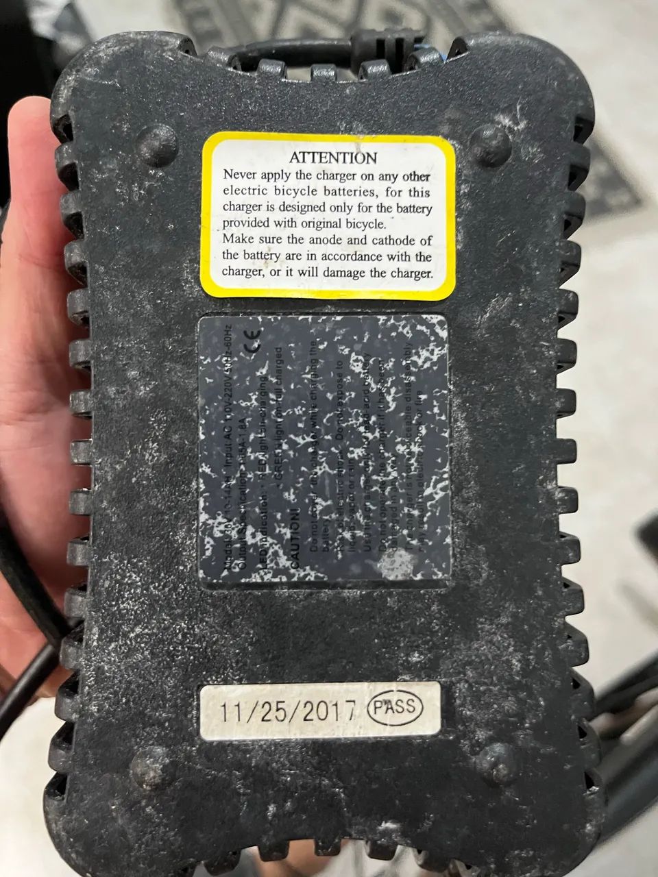 CARREGADOR BIKE ELÉTRICA63824109671555121