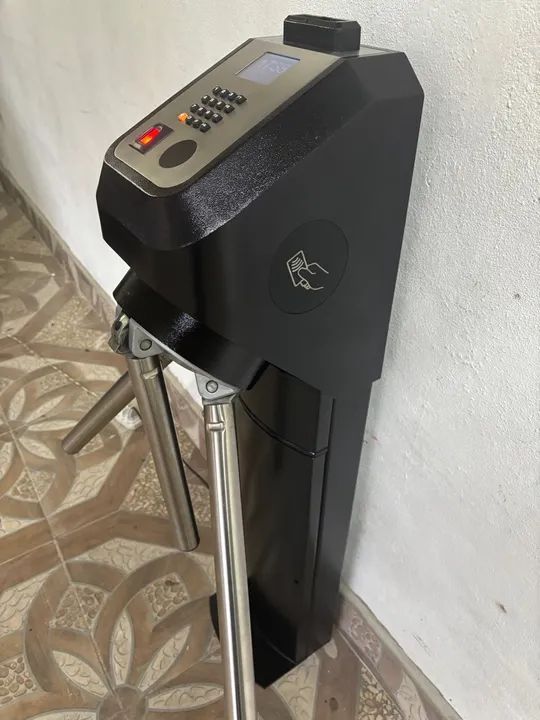 Catraca Facial para Academia Clube Condominio  - Foto 2