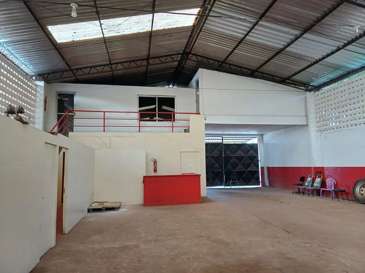 Alugo Galpão localização EXELENTE  - Foto 6