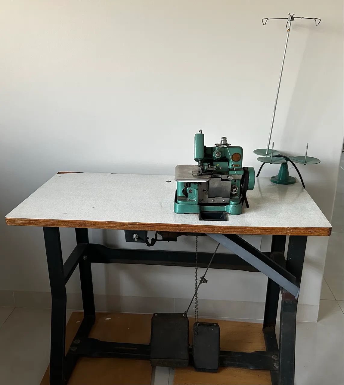 MÁQUINA OVERLOCK SINGER 65675263113858122