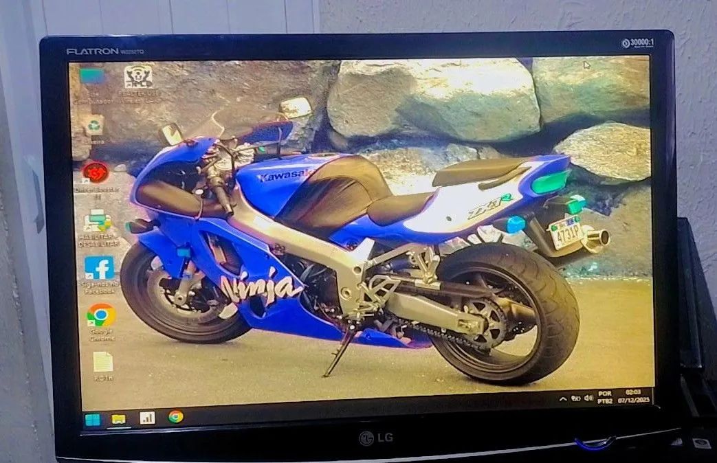 Monitor 22 Polegadas Sem Hdmi  - Foto 2