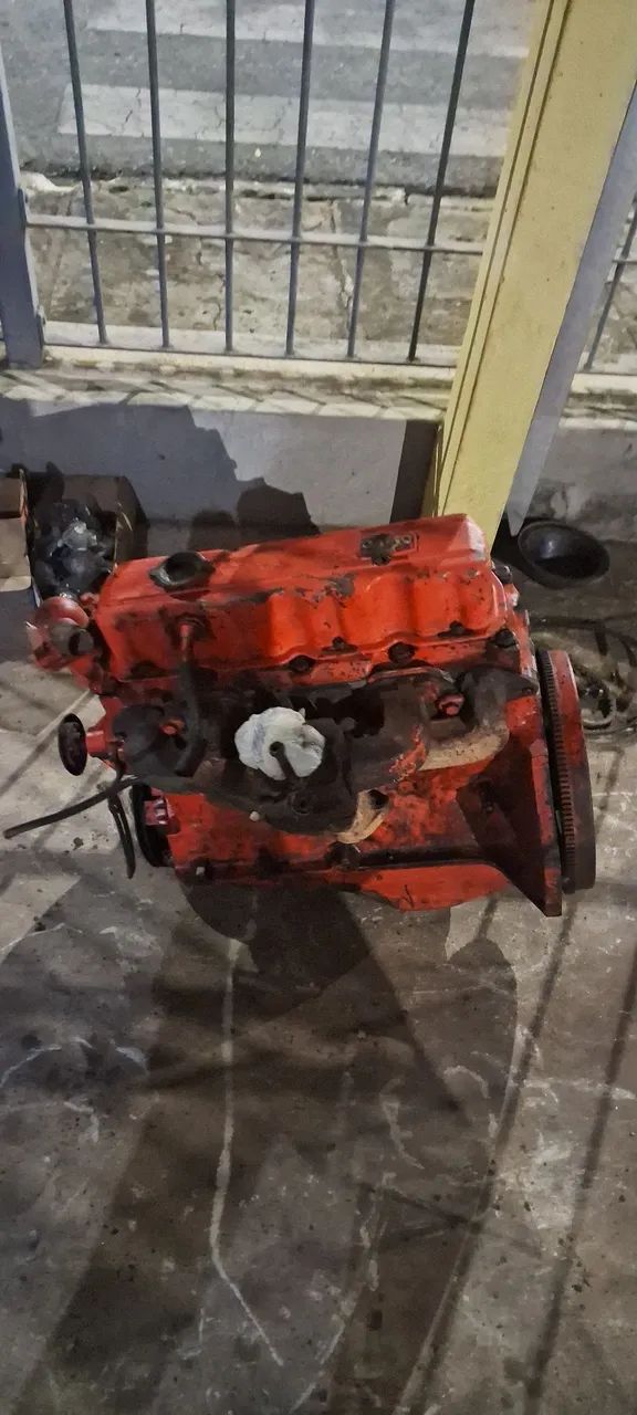 Motor 2.5 opala