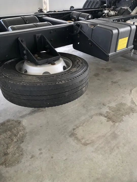 Caminhão Mercedes-Benz Accelo 815 ano 2012 - Foto 9