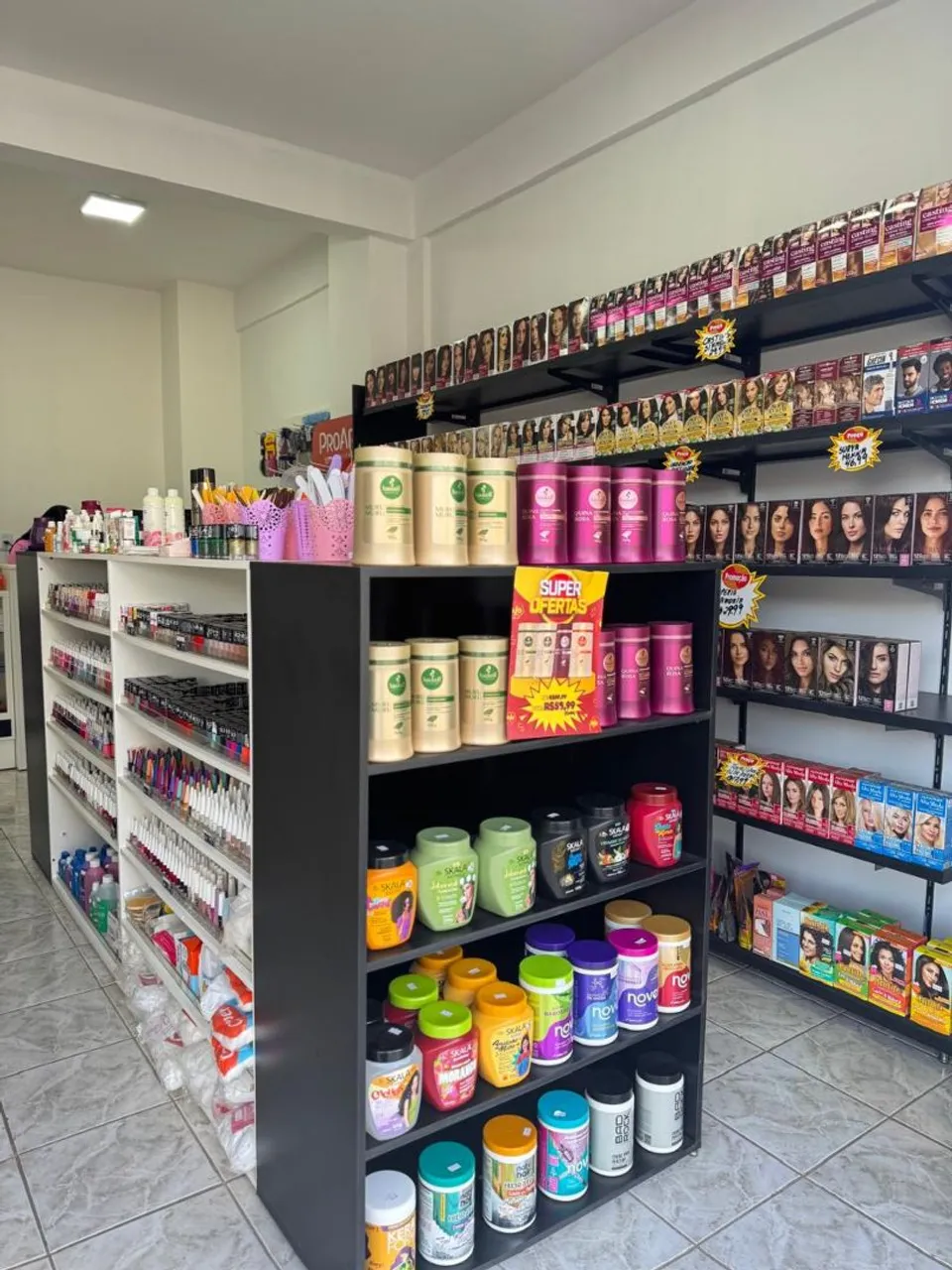 Ponto comercial montado - Loja de cosméticos pronta