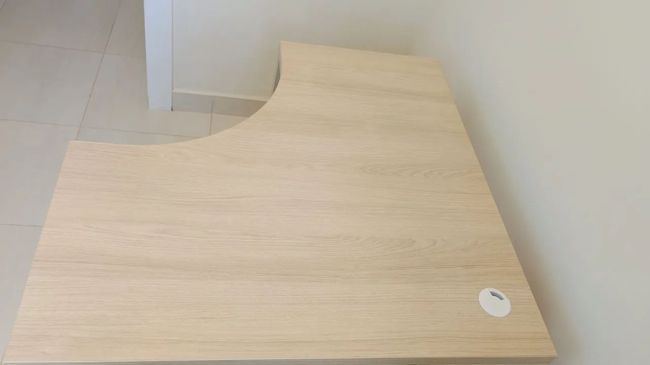 Mesa de canto 100x100 escritório/escrivaninha  - Foto 2