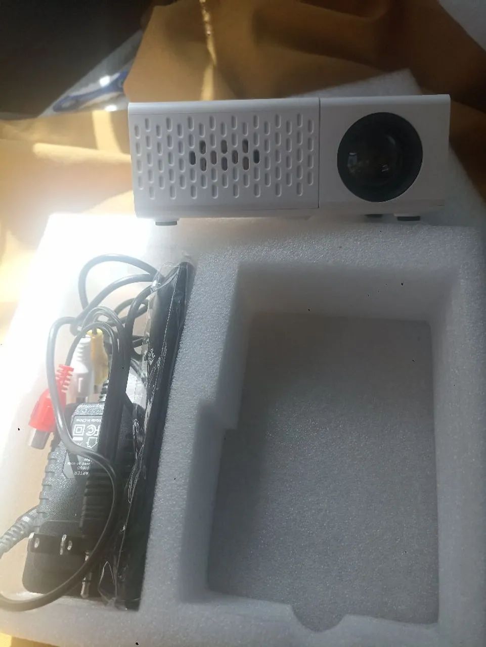 Projetor F1 mini  Perfeito para suas sessões! - Foto 4