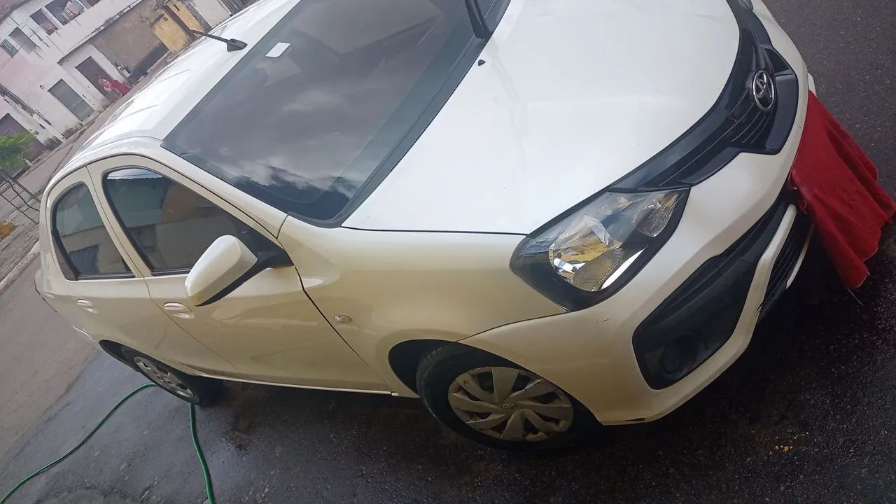 Etios sedan 2019 1.5 completo  - Foto 2