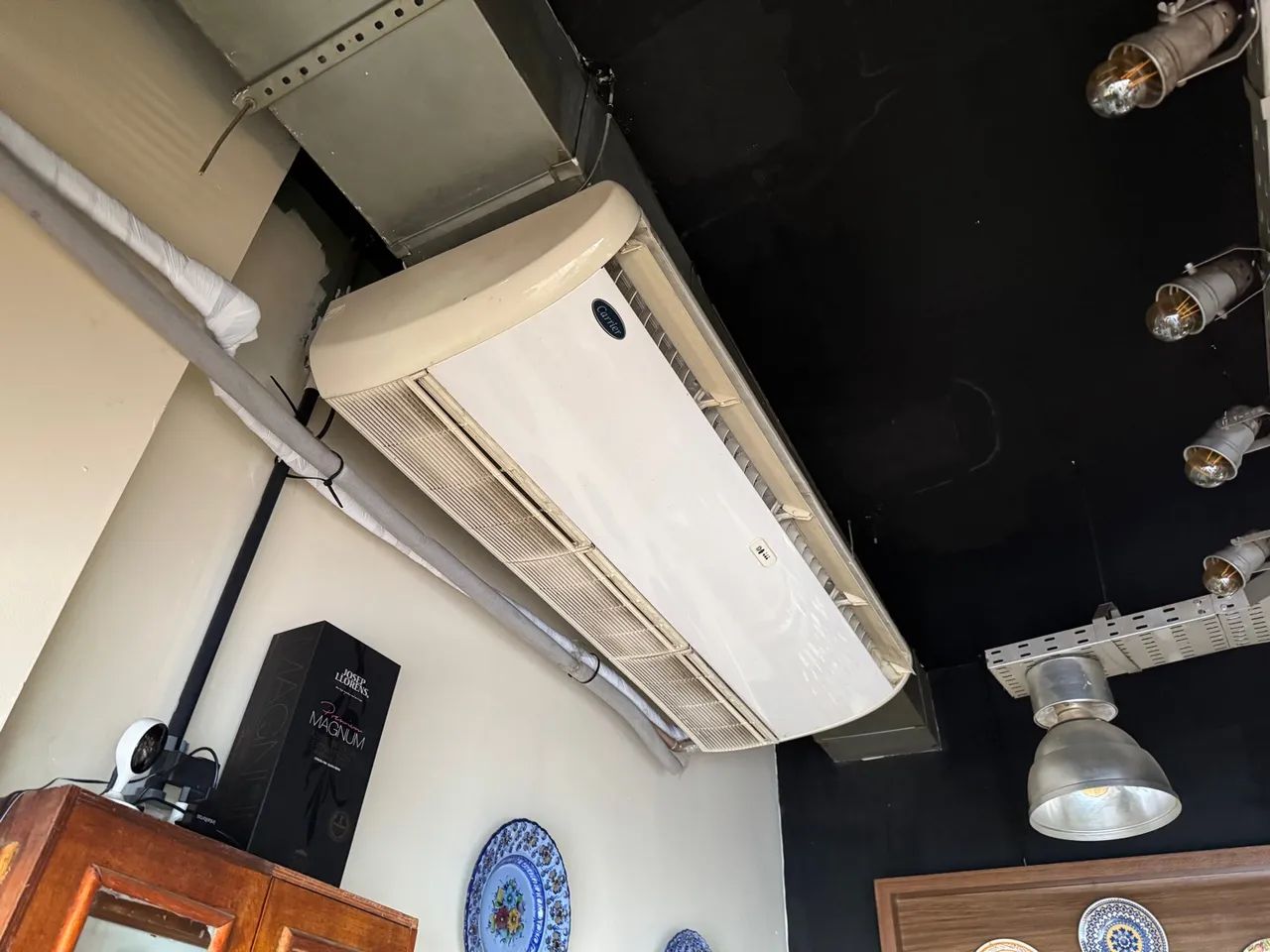 Ar condicionado Carrier para comércio - Foto 2