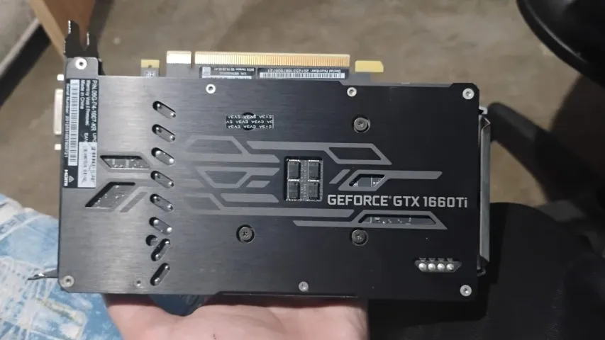 EVGA GTX 1660 TI POUCO TEMPO DE USO
