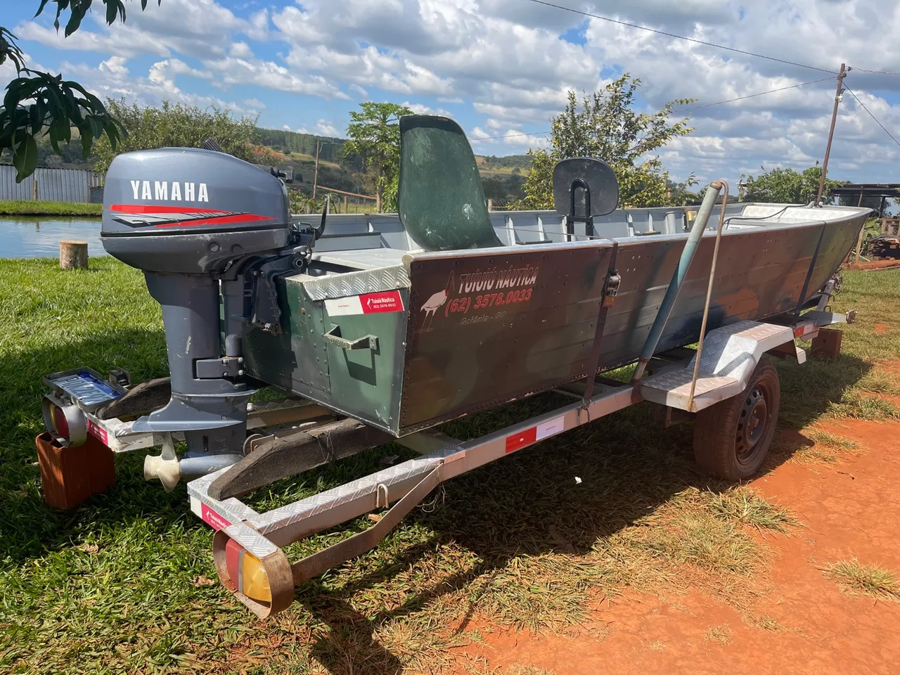 Canoa borda alta motor yamaha 15hp