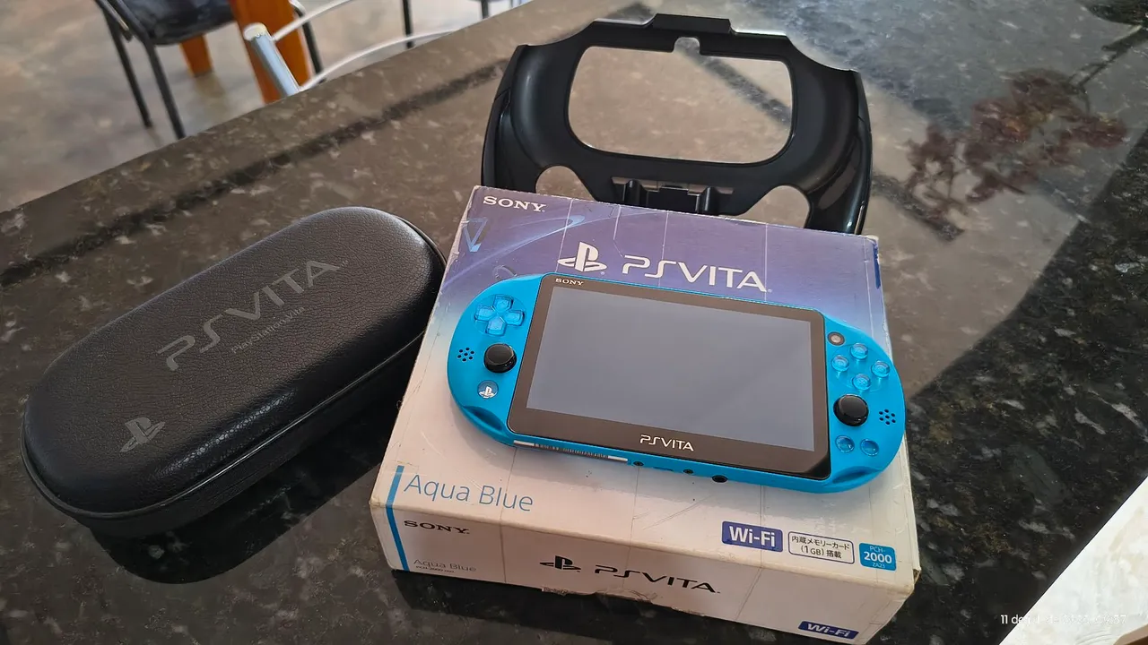 PlayStation Vita Aqua Blue Completo