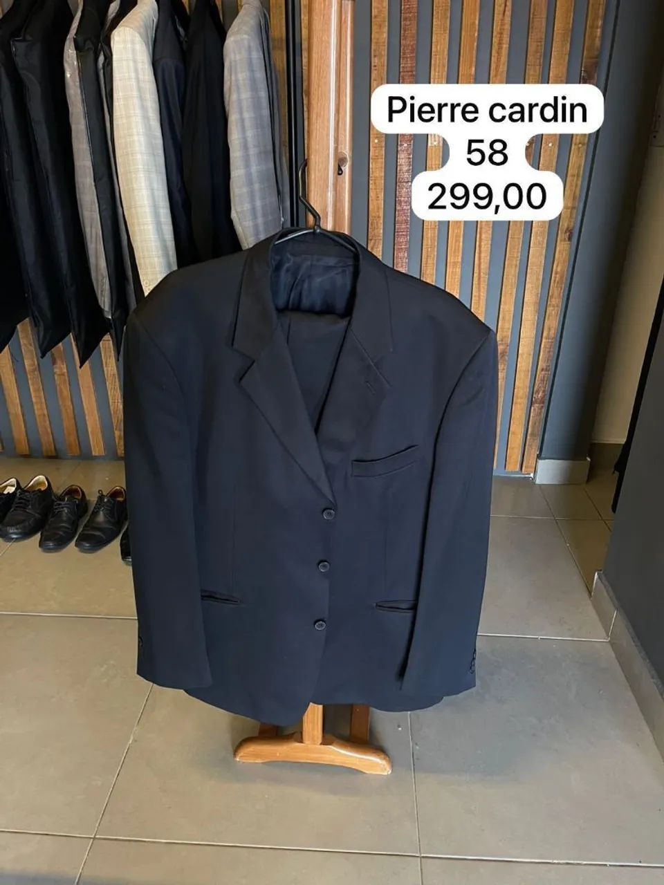 Terno Pierre Cardin - Tamanho 58