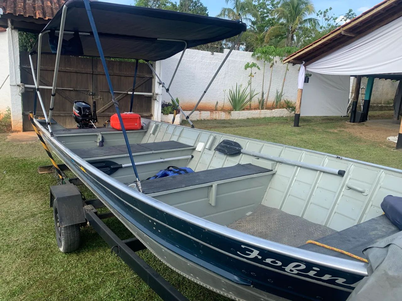 Barco alumínio com motor e carreta