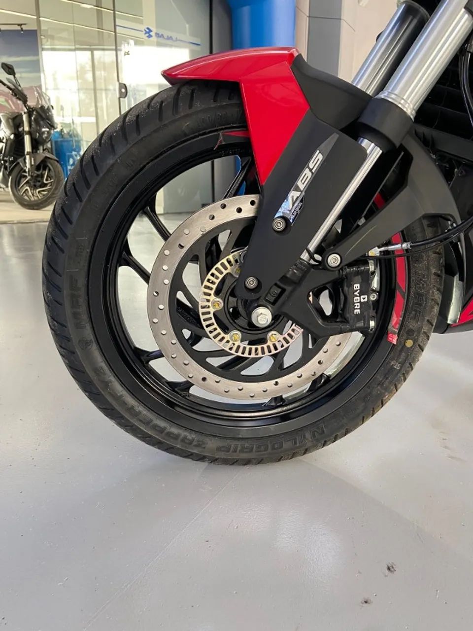 Dominar Bajaj 250 25/25 0km - EMPLACAMENTO TOTAL GRÁTIS!  - Foto 4