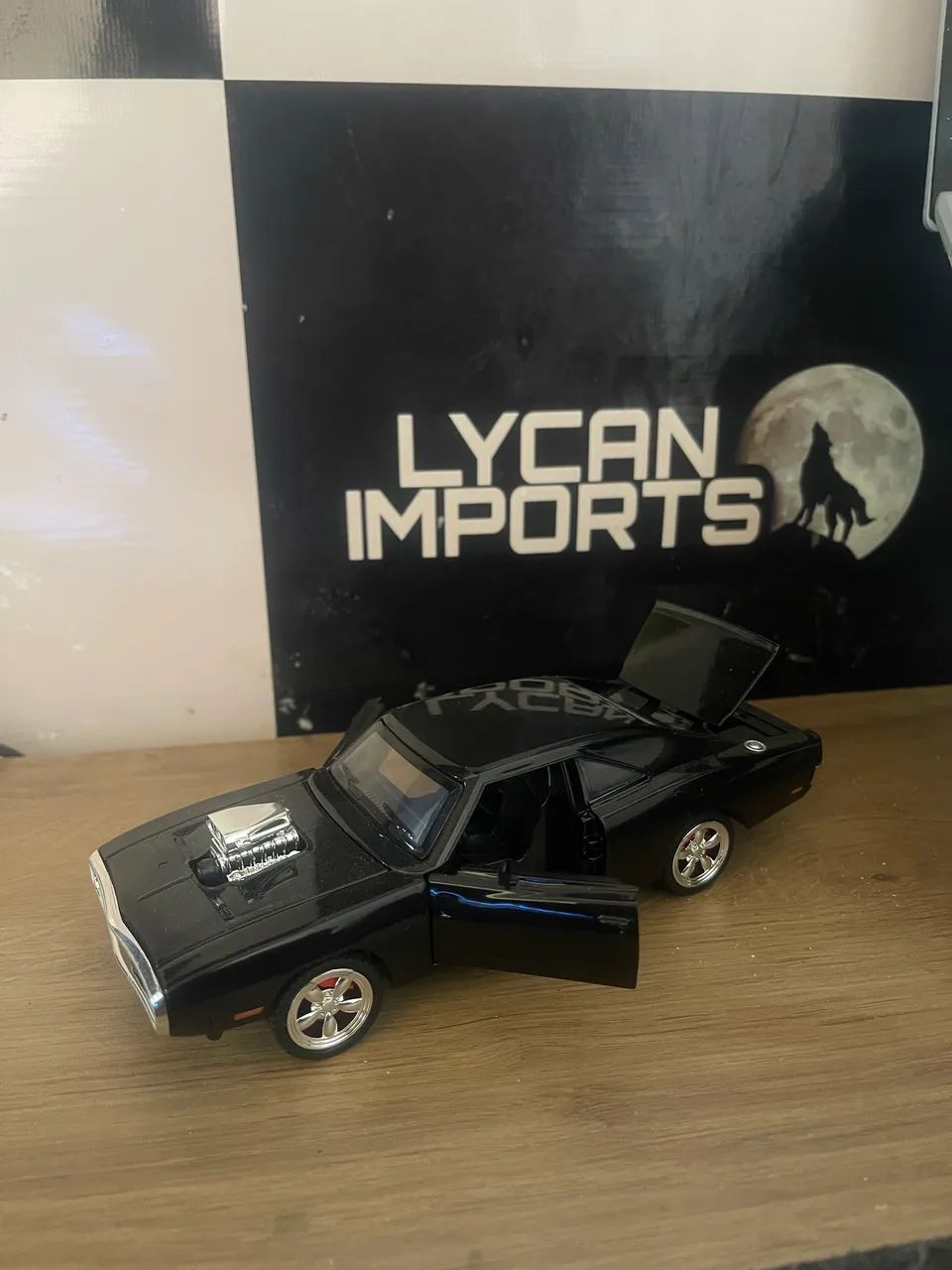 Carrinho em miniatura Dodge charger Toreto - Foto 4