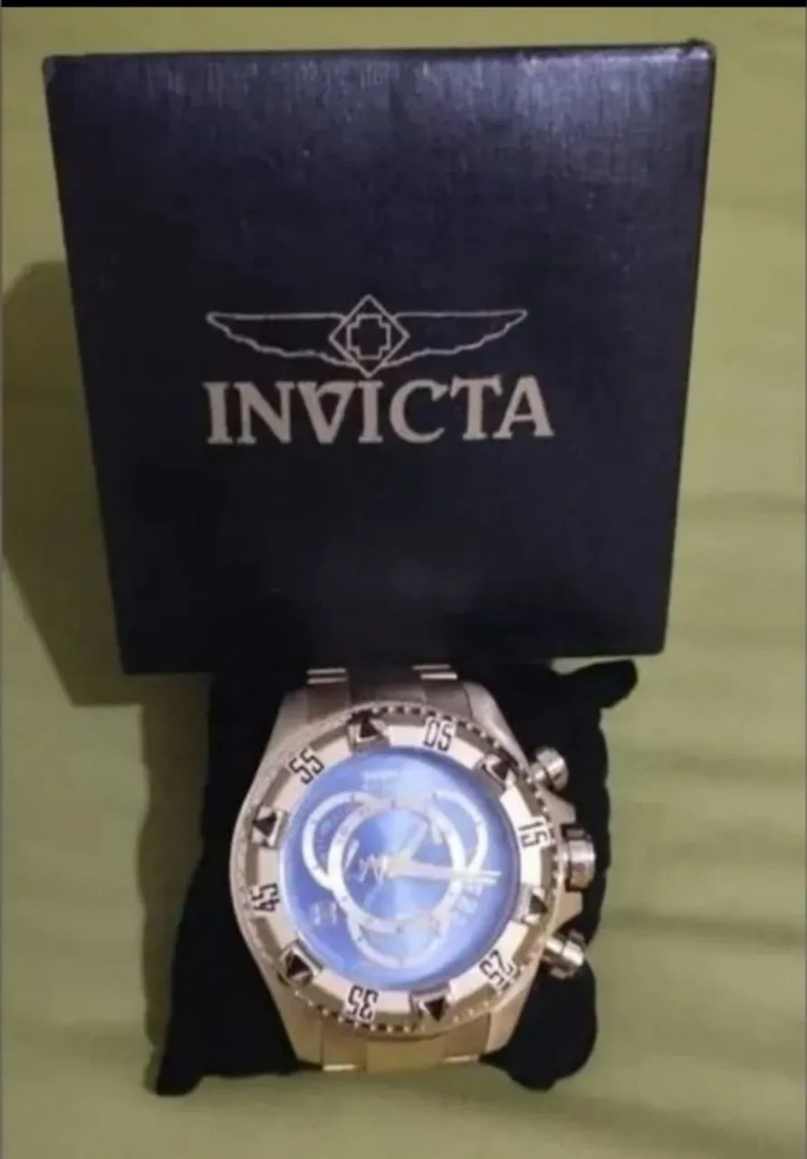 Relógio Invicta Dourado - Design Exclusivo