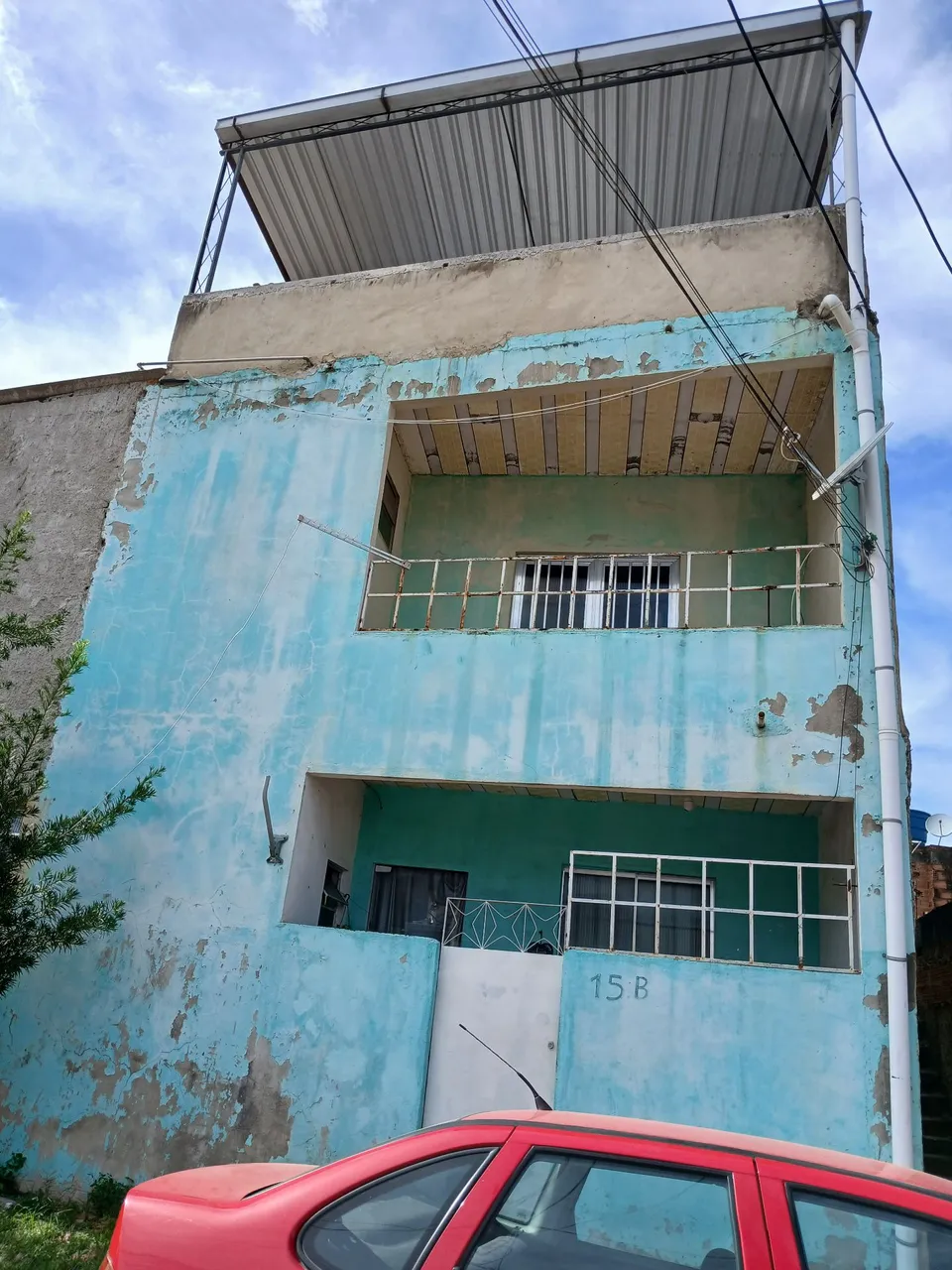 Vendo uma ótima kitinet em Santa Cruz RJ