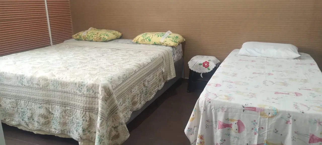 Quarto banheiro cozinha privativo perto do centro de Cuiabá.