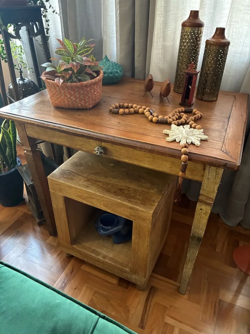 Mesa rústica de madeira e nicho de madeira - Foto 2