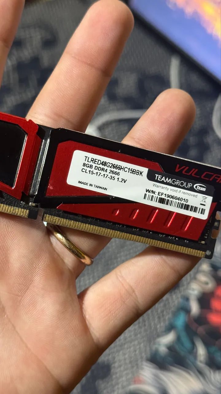 1 pente memória ram 8gb
