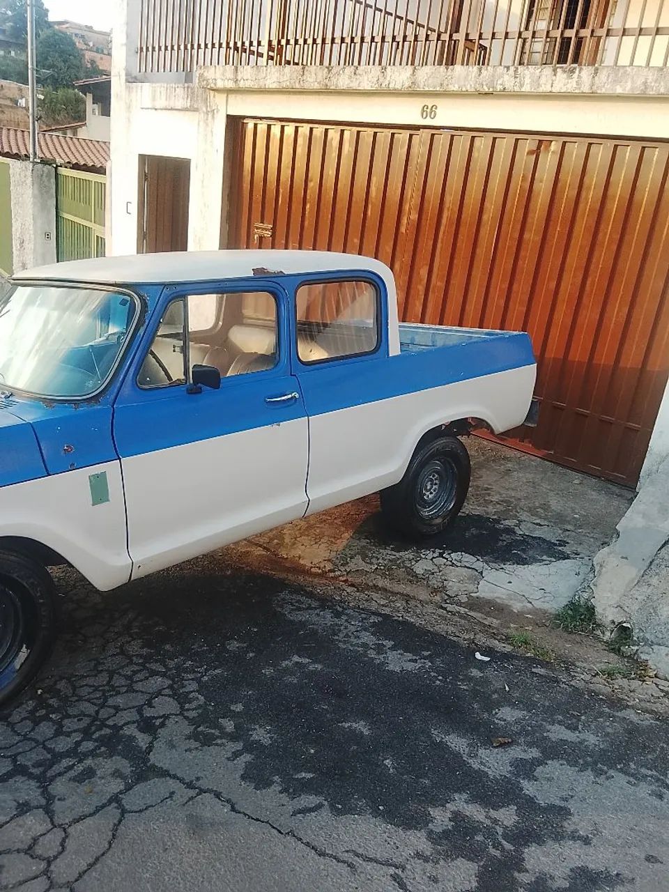 Chevrolet C-10 2.5/4.1 1982