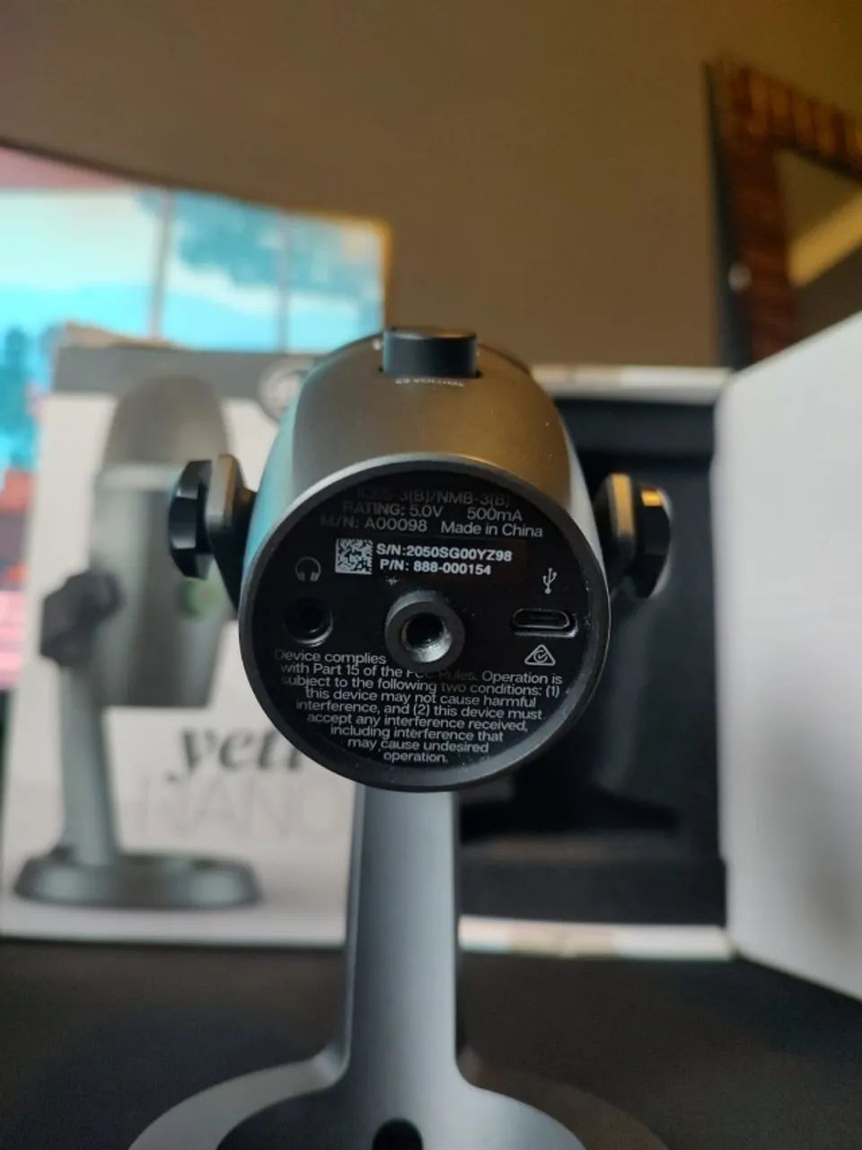 Microfone Blue Yeti Nano USB com Caixa Original - Foto 2