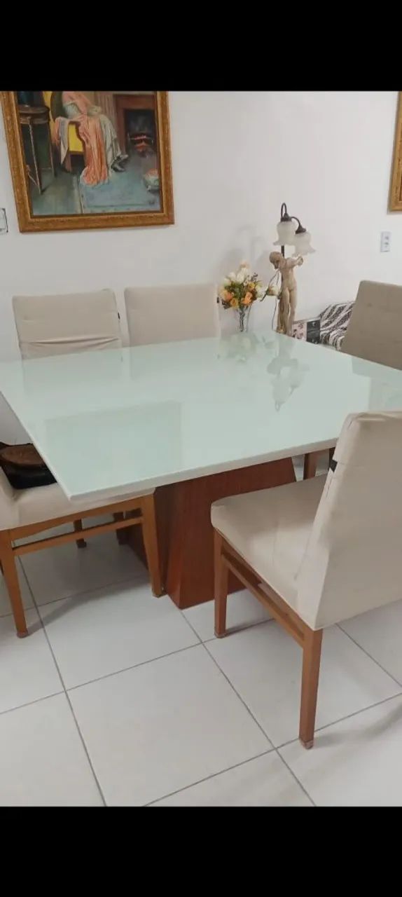 Mesa de jantar com vidro e madeira maciça 6 cadeiras
