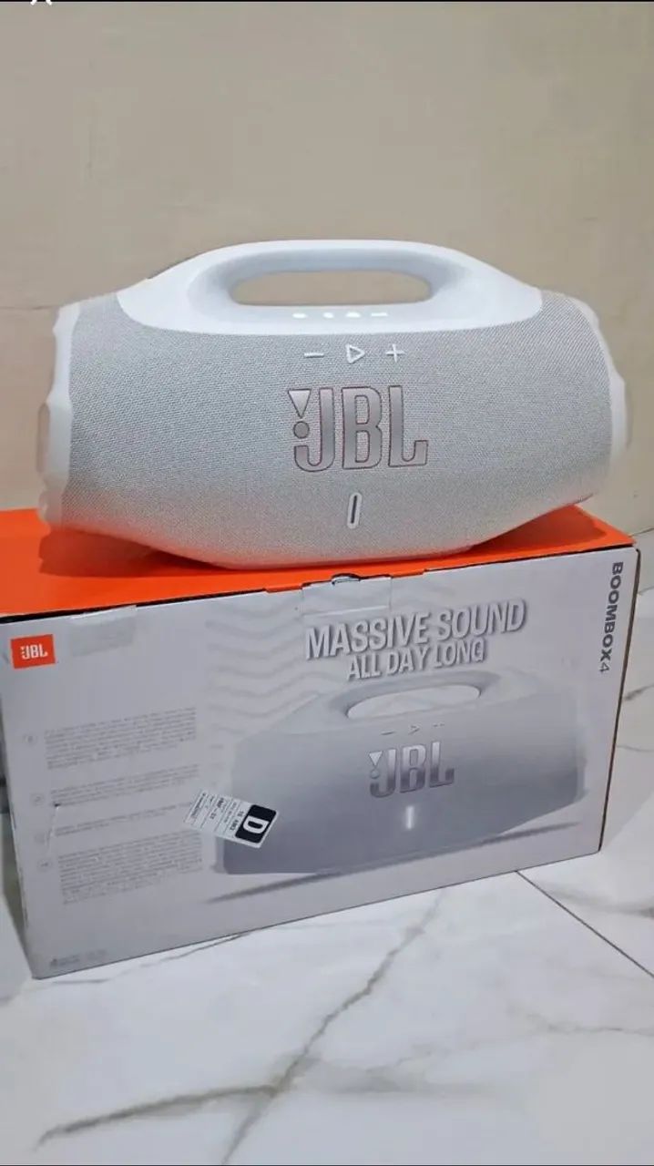 Bombox 4