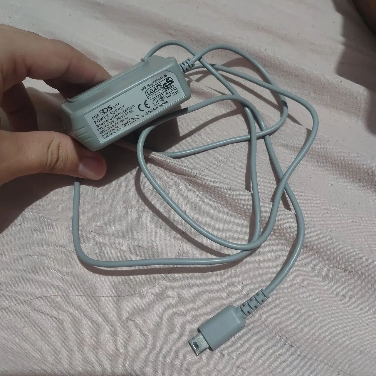 Nintendo ds lite com R4 e carregador original  - Foto 5