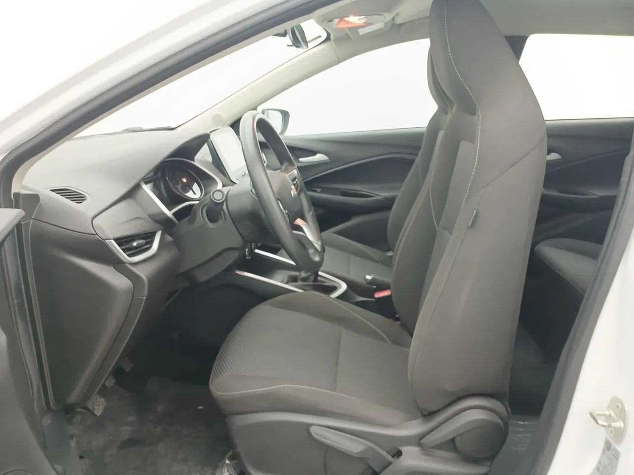 Chevrolet Onix Hatch LT 1.0 12V Flex Mec. 4P, foto 16 de 18
