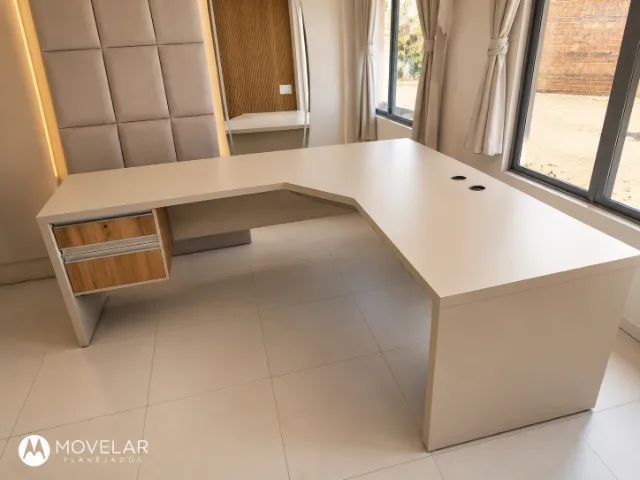 MESA DE ESCRITÓRIO USADA EM MDF BRANCO - Foto 2
