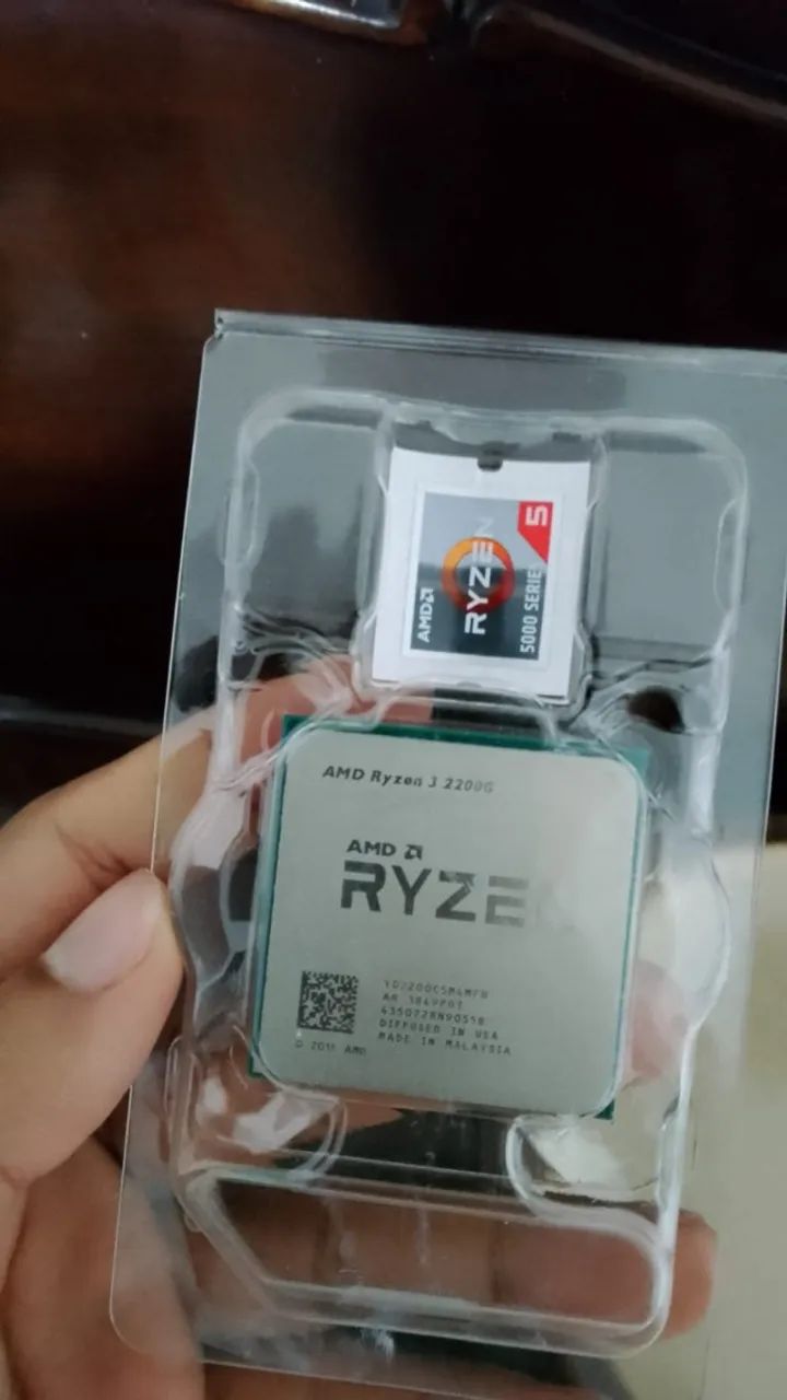 Ryzen 3 2200g + Cooler de brinde
