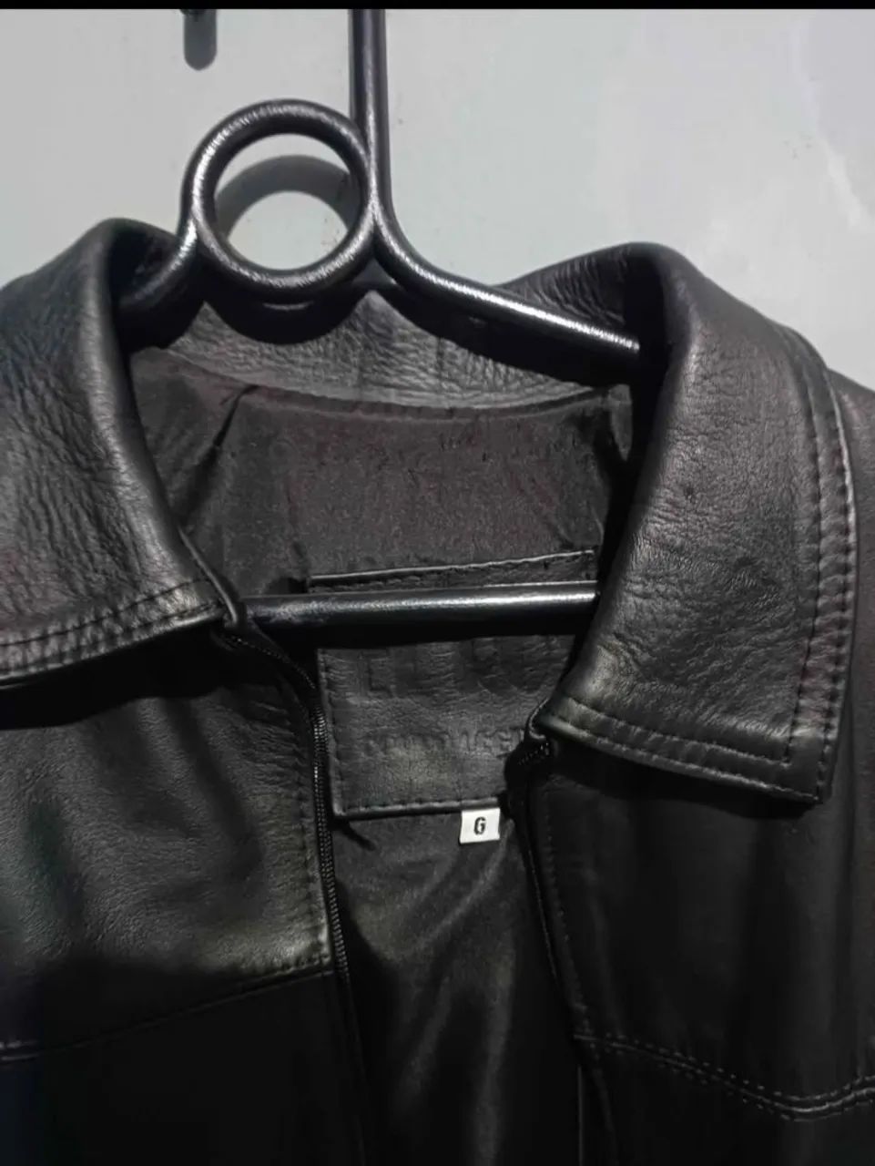 Vende-se Jaqueta de Couro
