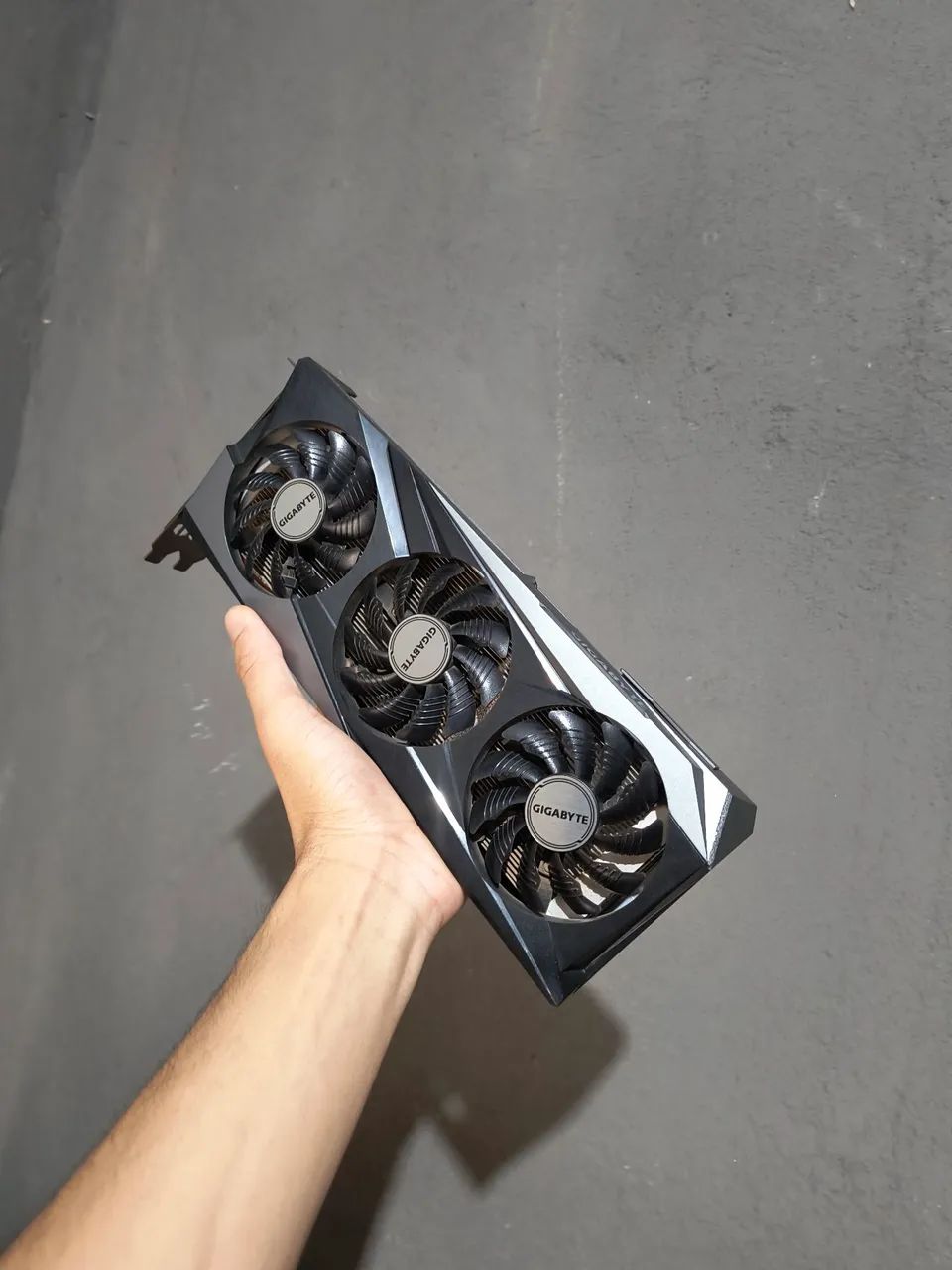 RX 6600XT 8GB GIGABYTE OC - Foto 2