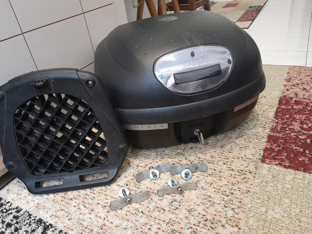 Baú, bagageiro, bauleto da Givi - Foto 3