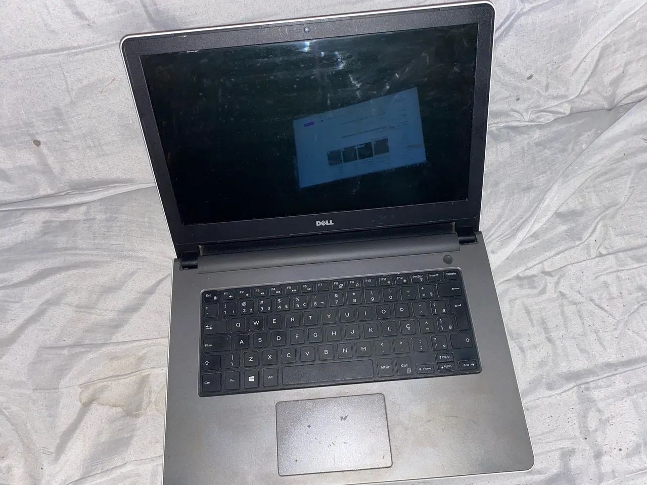 Notebook dell inspiron 14 i3 4005U