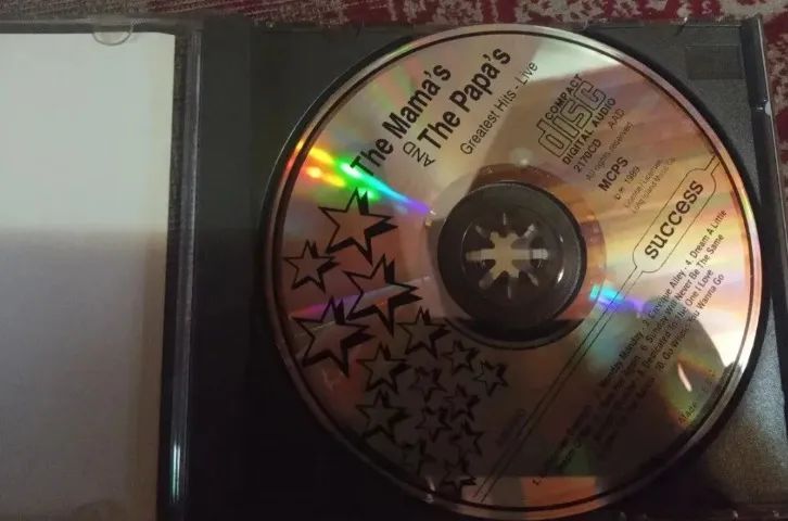 Cd - Mama's And The Papa's Greatest Hits Live Importado - Foto 3