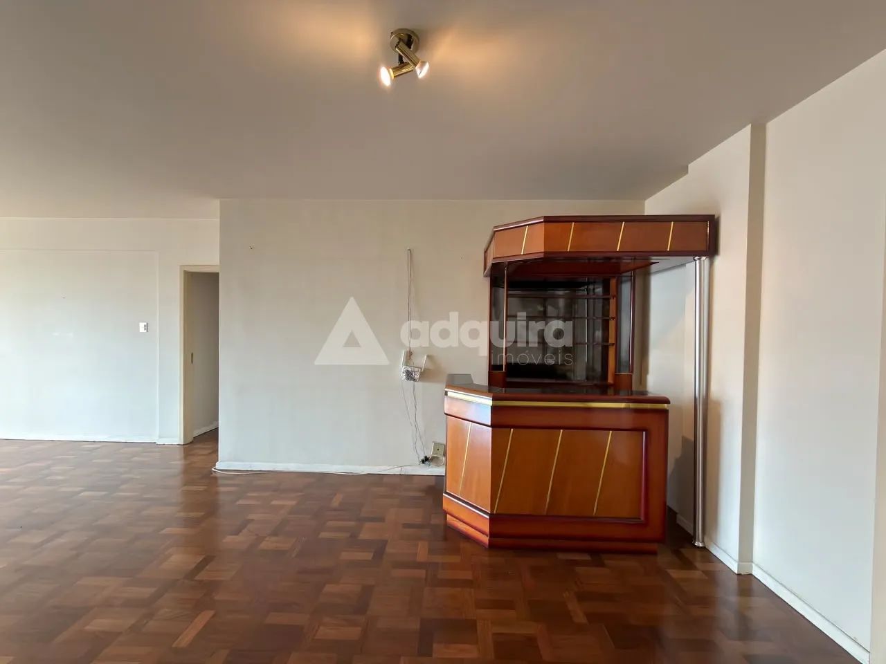 Amplo Apartamento de 3 Quartos no Centro de Ponta Grossa - Foto 2
