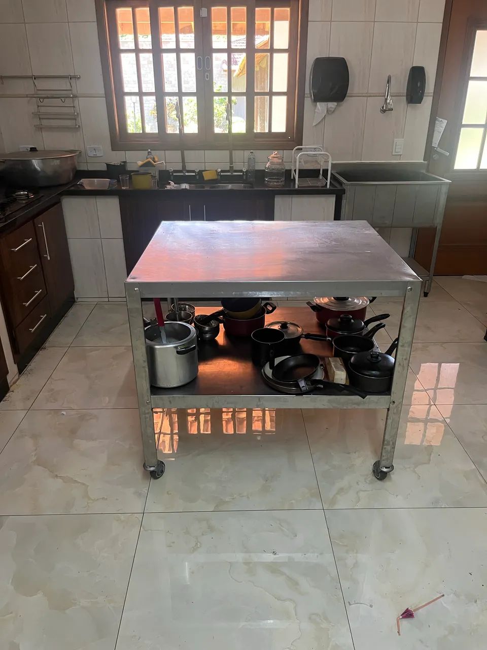 Balcão de aço inox + prateleira 