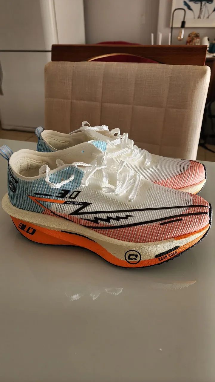 Tenis com placa de carbono para caminhada e corridas 41 - Foto 2