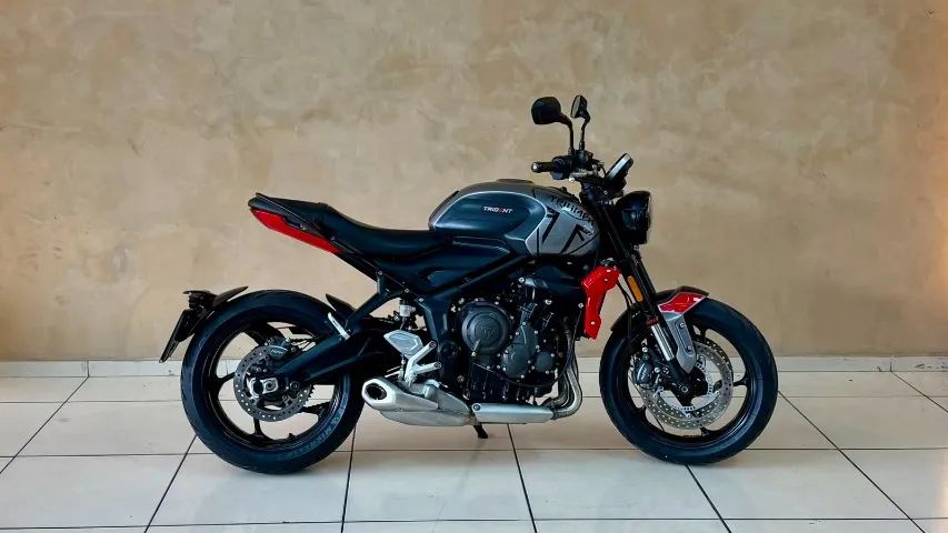 TRIUMPH TRIDENT 660 - Foto 4