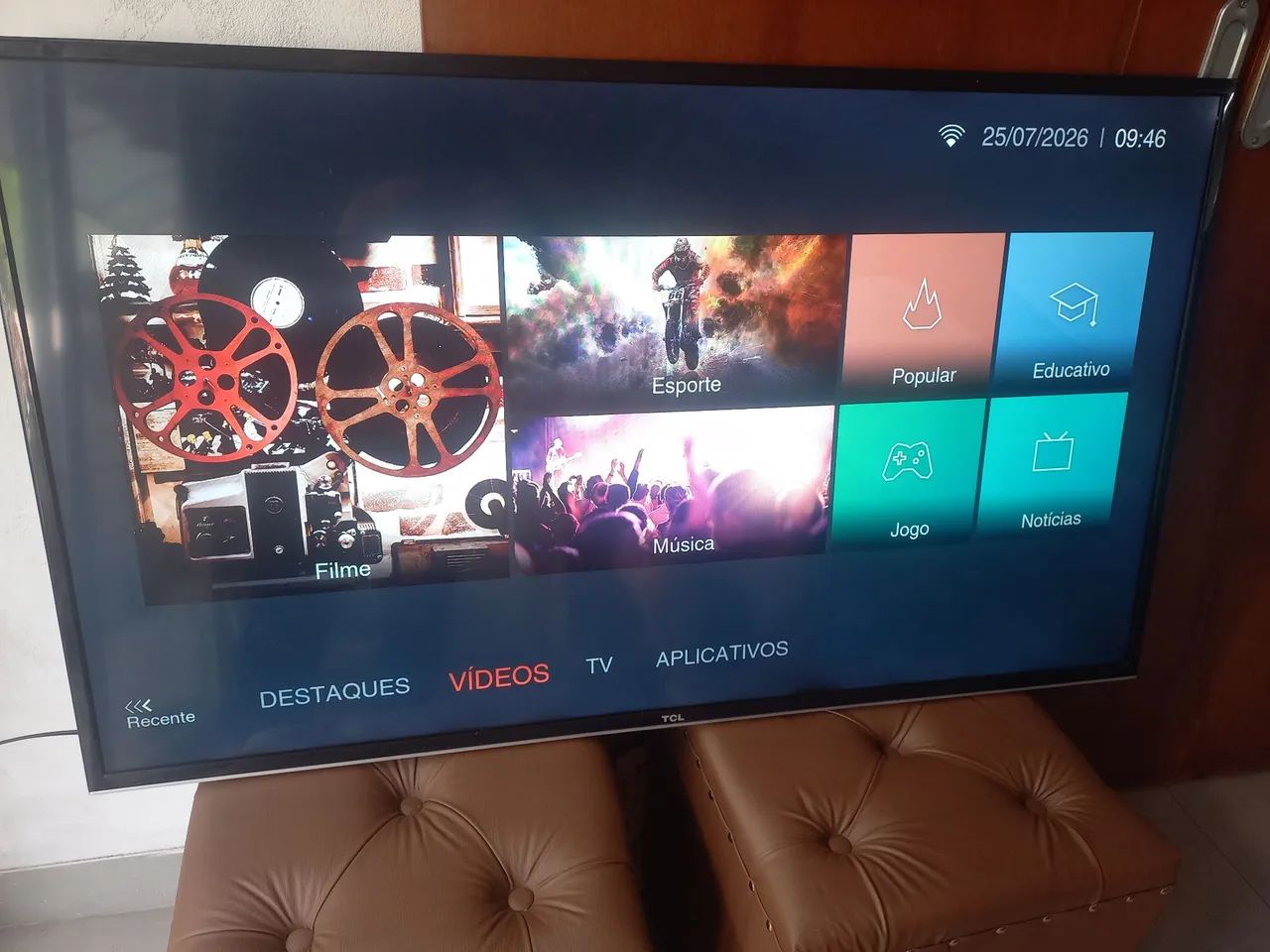 Smart Tv Led TCL 49" - Foto 2