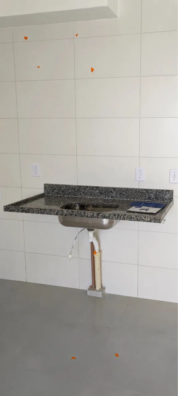 Pia em granito (cozinha e banheiro)