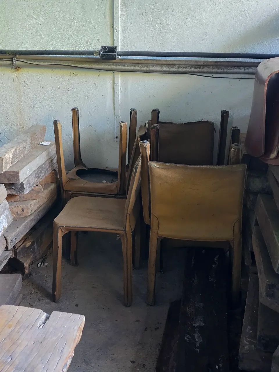 8 cadeiras Mario Bellini couro marrom. Necessitam restauração.  - Foto 2