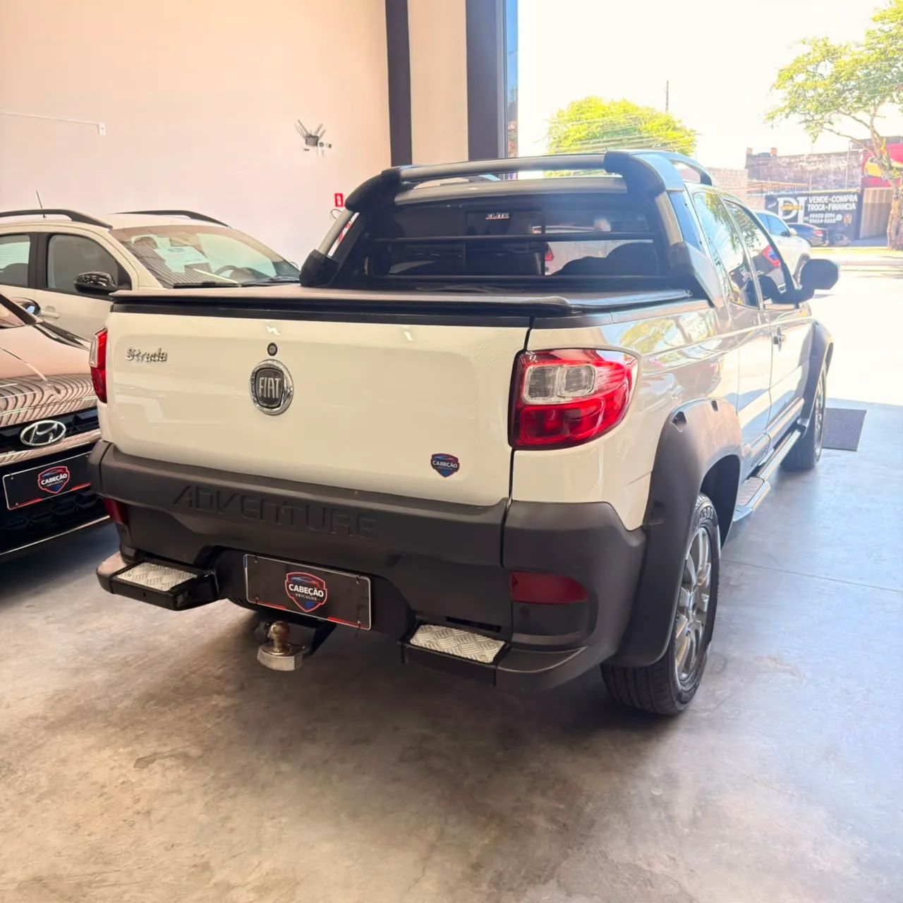 Fiat Strada Adventure1.8/ 1.8 Locker Flex CD 2014 - Foto 4